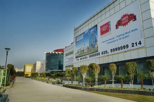 Omaxe-NRI-city-centre-Greater Noida