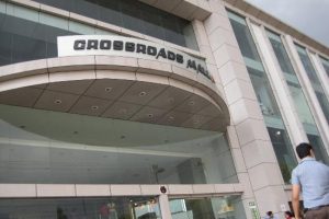 crossroads mall